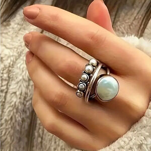 Vintage inspired pearl statement ring